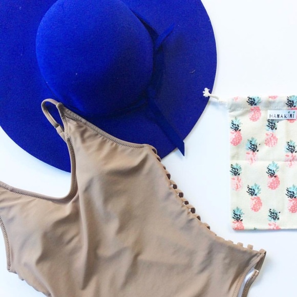 Last one! Blue Brim Hat👒 - Picture 4 of 7